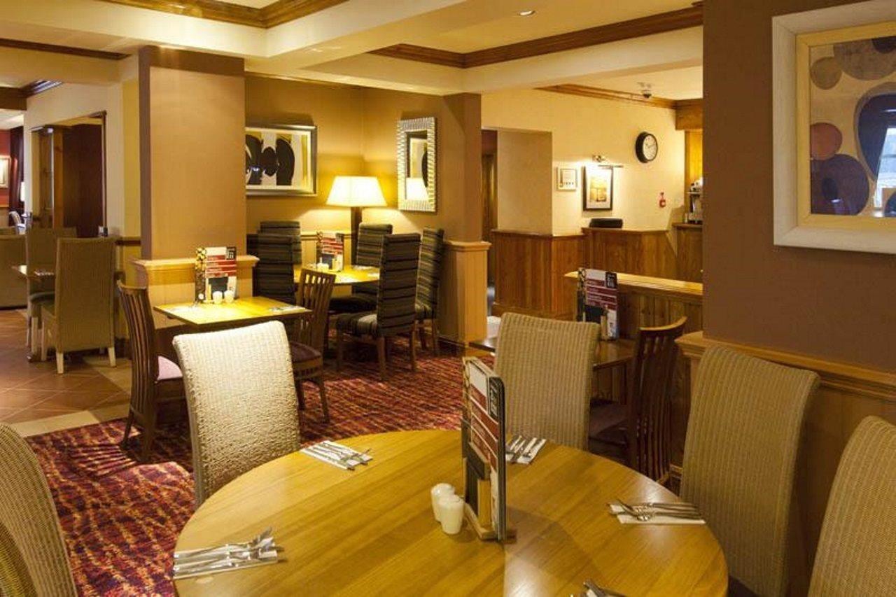 Premier Inn Rugeley Buitenkant foto